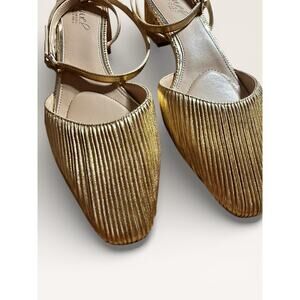 Jewel by Badgley Mischka Stacy Snip Toe dress pumps in gold - 8